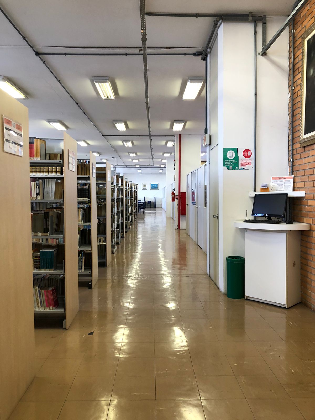 Biblioteca de Itajaí - Foto 10